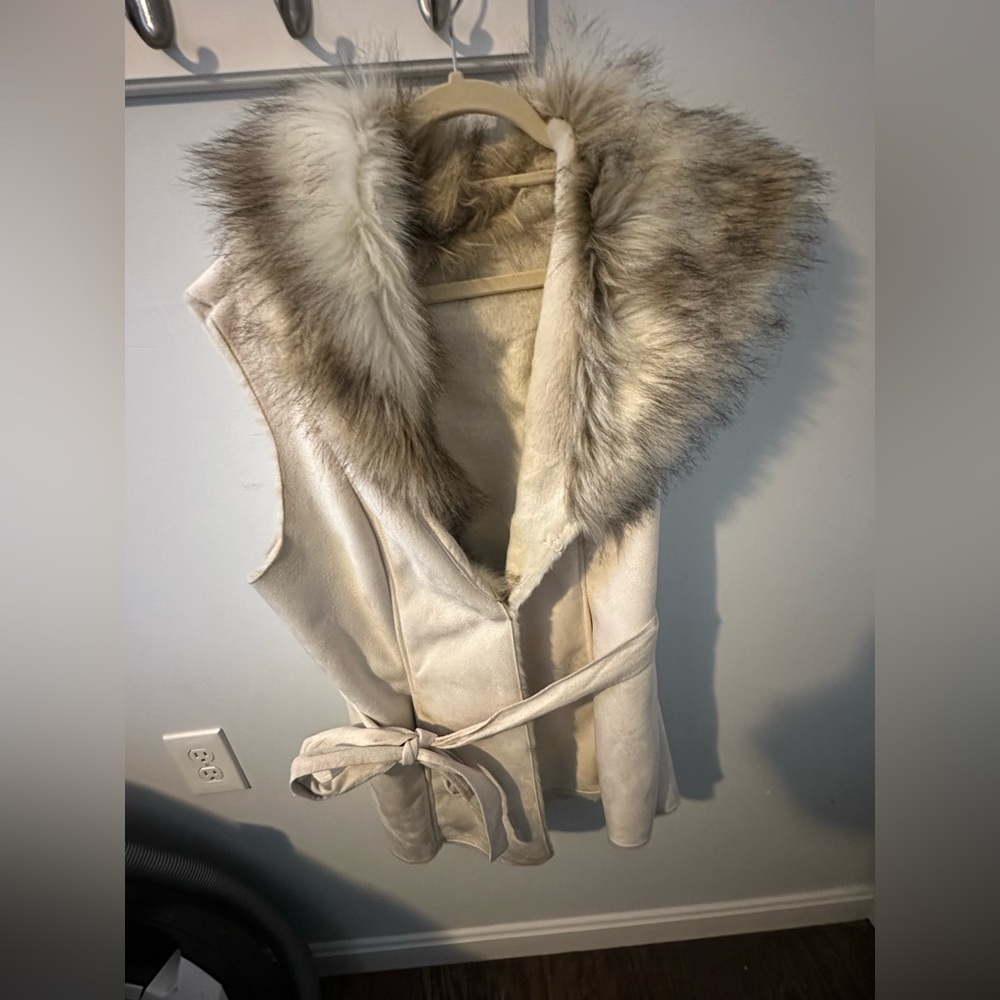 White House Black Market Faux Fur Vest